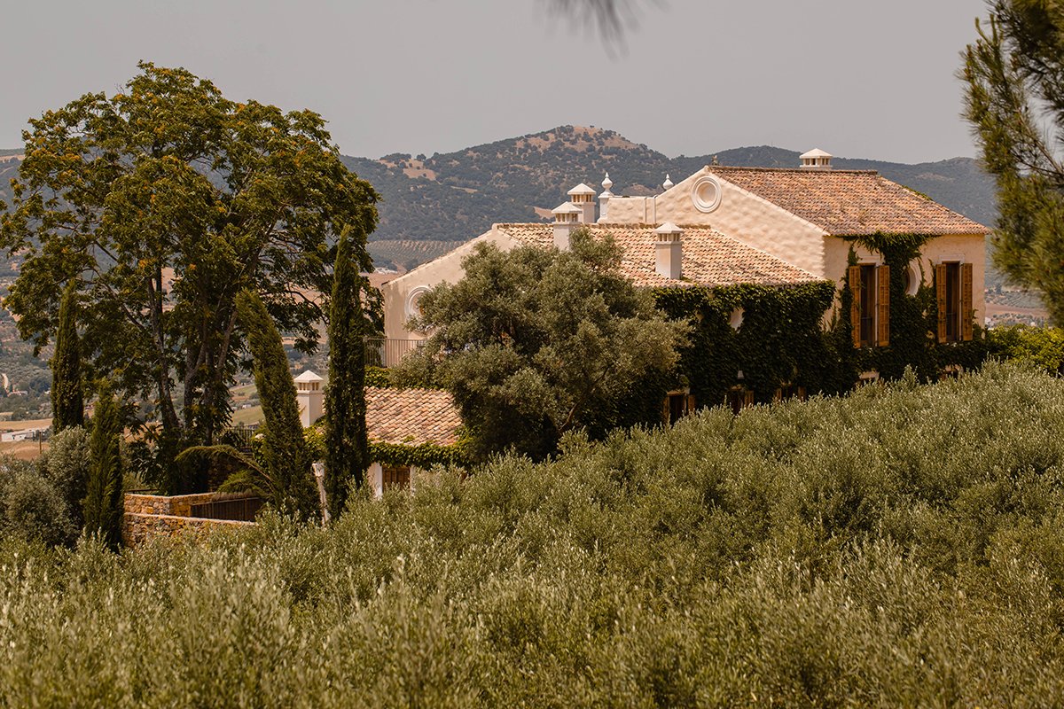 3 La Organic Ronda Wedding Luxury Cortijo 2 | Destination Wedding Photographer Marbella