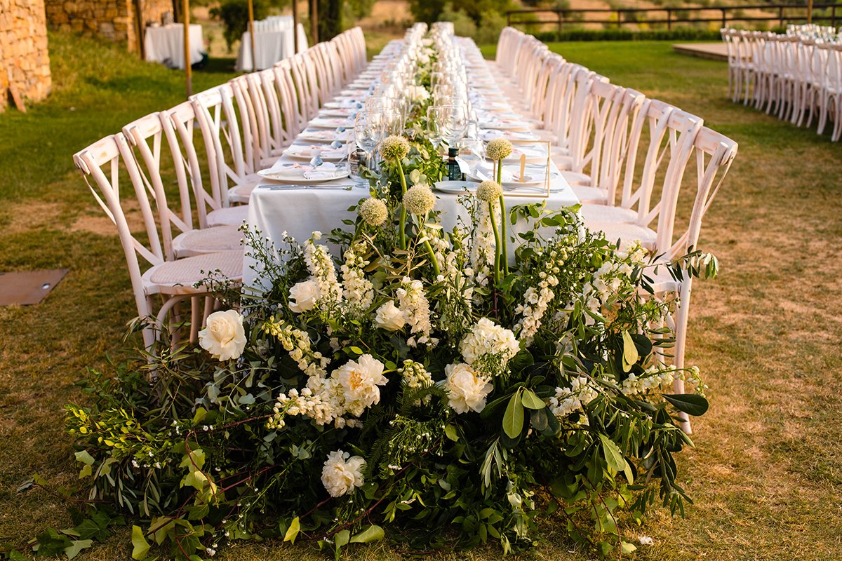 538 La Organic Wedding Photographer Imperial Tables 4 | Destination Wedding Photographer Marbella